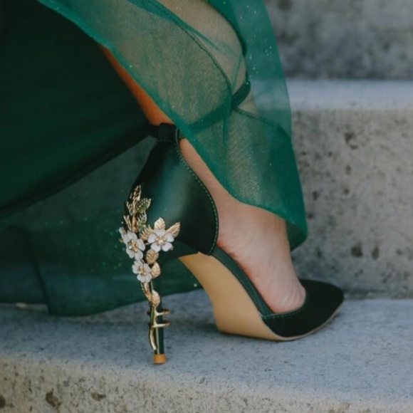 Green Satin High Heel Shoes Embellished Flowers Metal Gold Detail - Picture 7 of 16